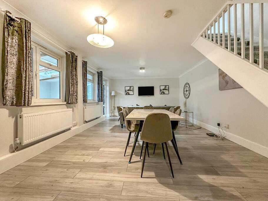 New Cosy Luxury 3 Bedroom House In Battersea Londres Exterior foto